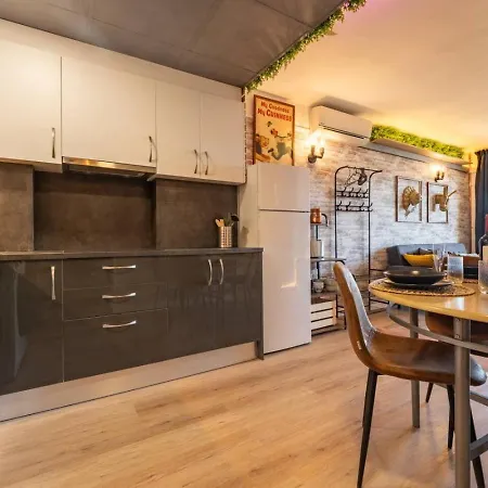 Charming Loft In Apartman Salou